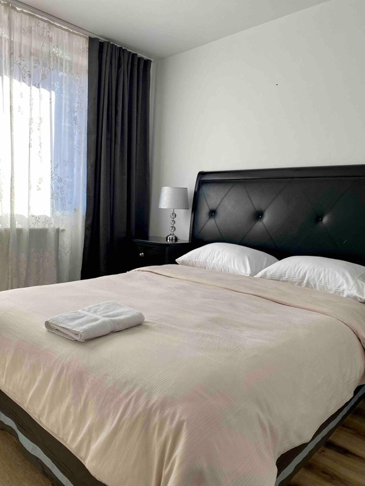 Laura Apartament Târgu-Mureş エクステリア 写真